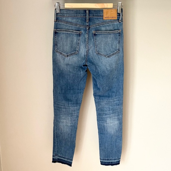 Denim Forum The Nico Mid Rise Skinny Crop Jeans - Picture 3 of 11
